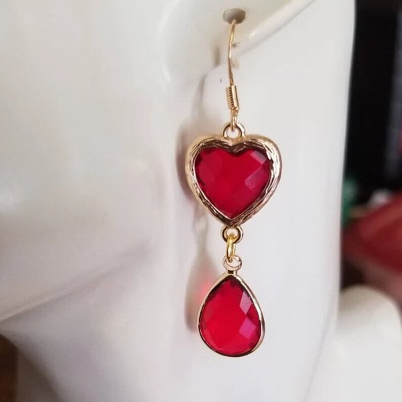 14k Gold Ruby Earrings Teardrop Heart Simulated Ruby Dangle Earrings Statement - Picture 5 of 5
